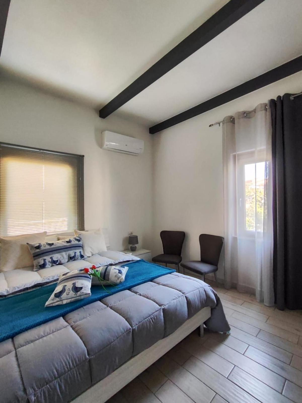 Casa Vacanze Con Giardino I Girasoli - Cin It 09006 - 9 C 2000 R4042- سورسو المظهر الخارجي الصورة